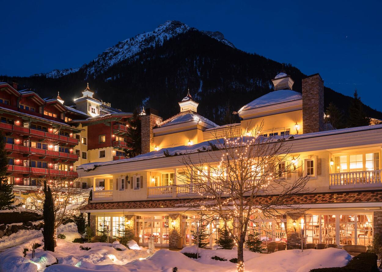 Winter exterior view | Best Alpine Wellness Hotel Alpenrose, Achensee