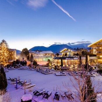 Winter exterior view | Best Alpine Wellness Hotel Schwarz, Tyrol