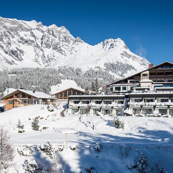 Winter Außenansicht | Best Alpine Wellness Hotel Übergossene Alm, Salzburg