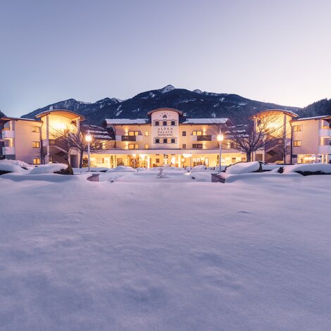 Winter exterior view | 5 star superior wellness hotel Alpenpalace, South tyrol